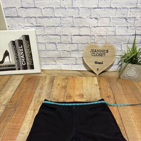 Lululemon ABC Slim *Warpstreme 34"
Black size 34 has flaws - Picture 10 of 14